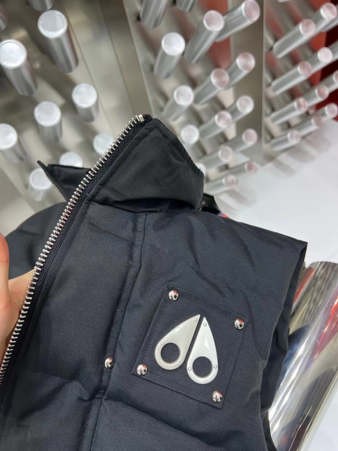 Moose Knuckles Montreal Down Vest